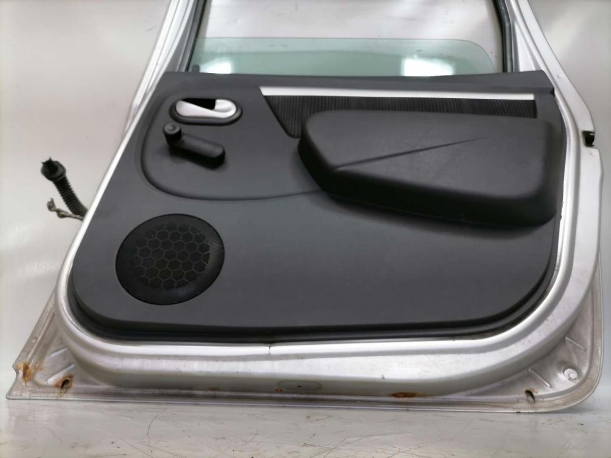 Dacia Logan MCV original Tür hinten rechts Silber Kombi Bj.2009